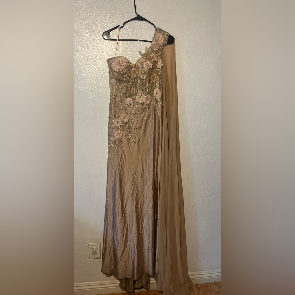 Elegant Floral One-Shoulder Prom Dress